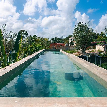 בקאלאר Hotel Makaaba Eco-Boutique מראה חיצוני תמונה Swimming pool at the hotel