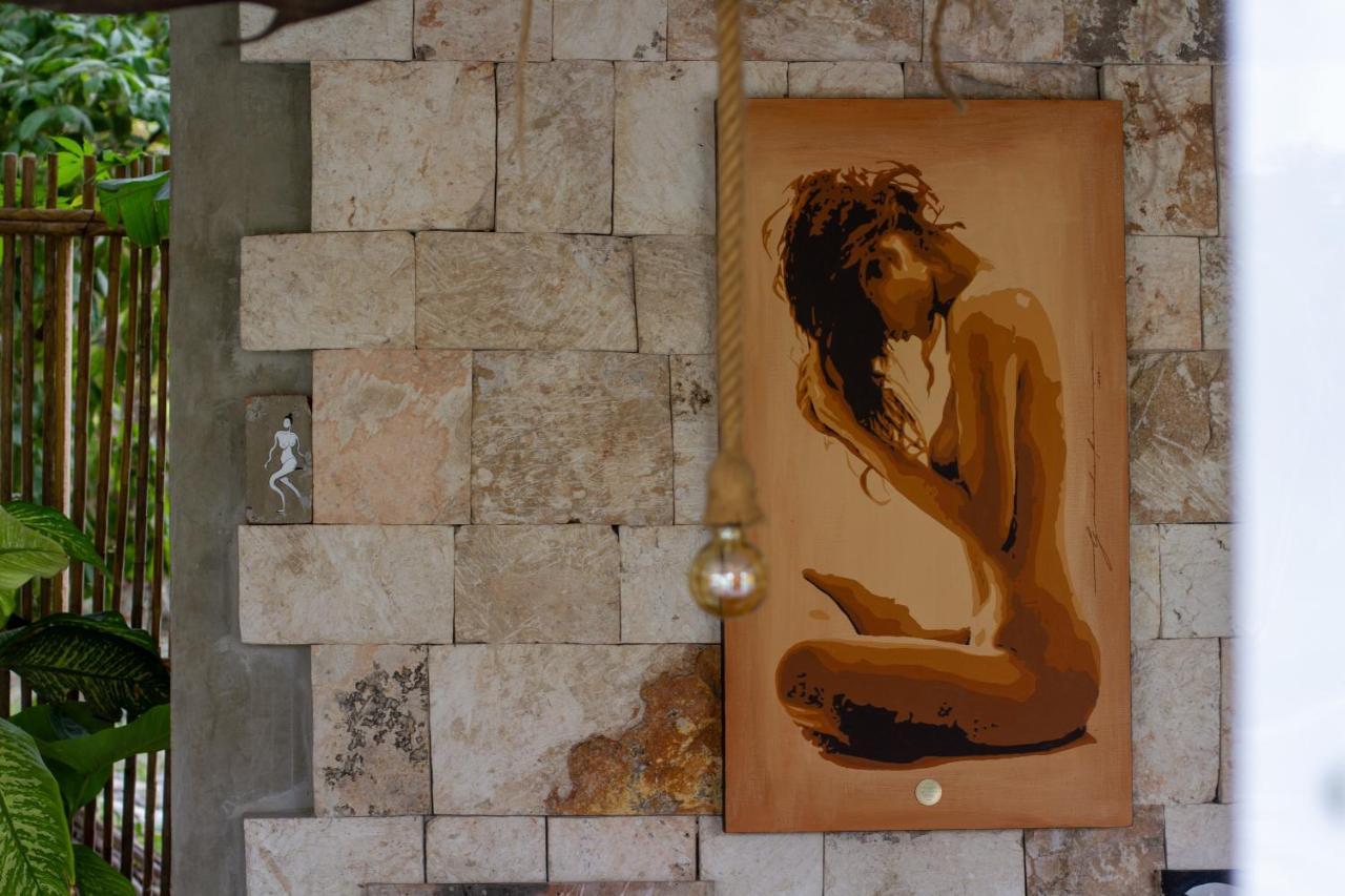 בקאלאר Hotel Makaaba Eco-Boutique מראה חיצוני תמונה A painting by the artist