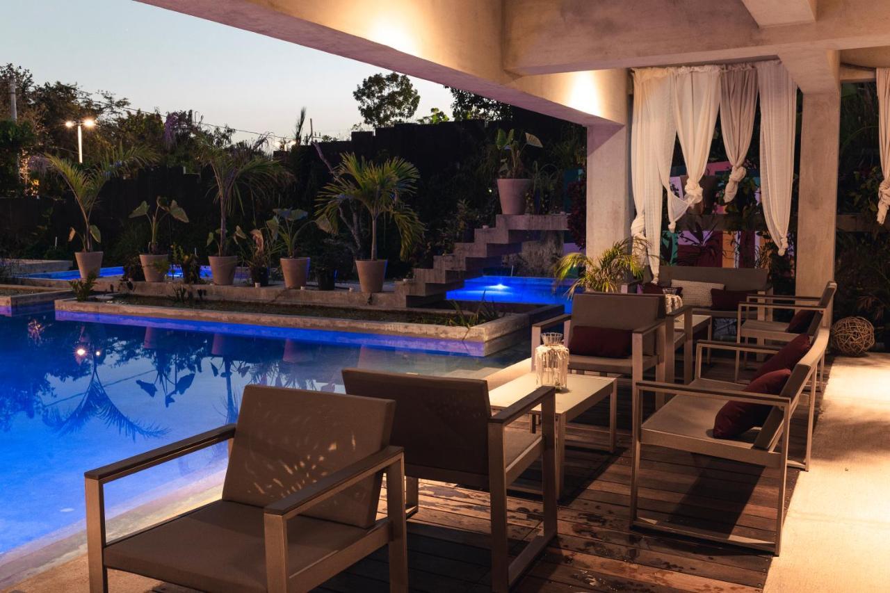 בקאלאר Hotel Makaaba Eco-Boutique מראה חיצוני תמונה The pool at the hotel